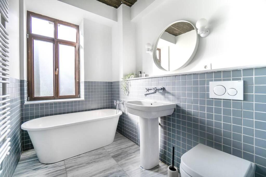 Marvellous Design 2Br Old Town Leilighet Bucureşti Eksteriør bilde